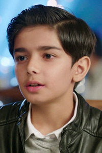 الممثل Varun Buddhadev