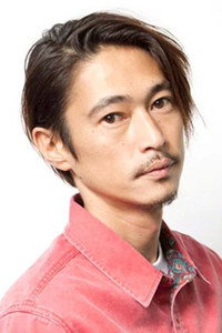 الممثل Yôsuke Kubozuka